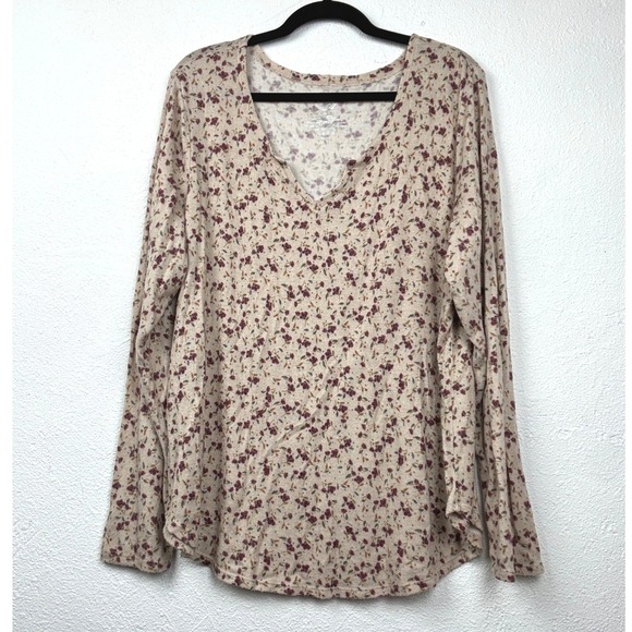 Maurices Tops - Maurices Cream Floral Long Sleeve Top - 1X - Notched V-Neck Boho Casual Soft